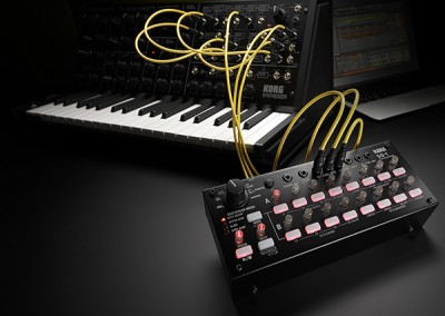 KORG MS-20mini とSQ-1セット 書籍連動】MS-20miniとSQ-1連動| 21世紀のアナログ