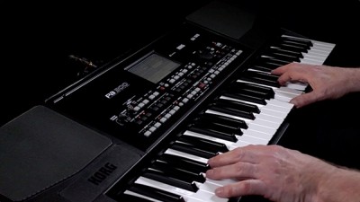 Features | Pa300 - PROFESSIONAL ARRANGER | KORG (Canada - EN)