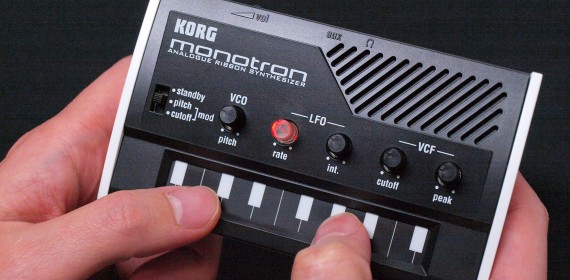 monotron - ANALOGUE RIBBON SYNTHESIZER | KORG (Chile)