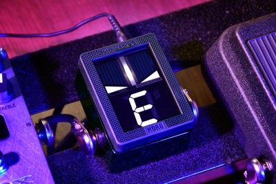 Pitchblack XS - CHROMATIC PEDAL TUNER | KORG (Hong Kong)