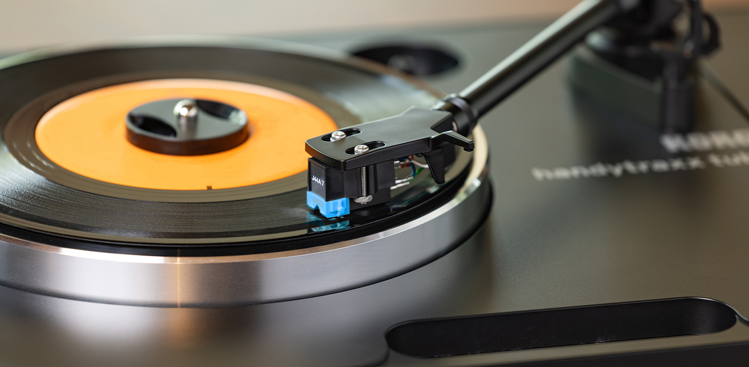 handytraxx tube - PORTABLE RECORD PLAYER | KORG (India)