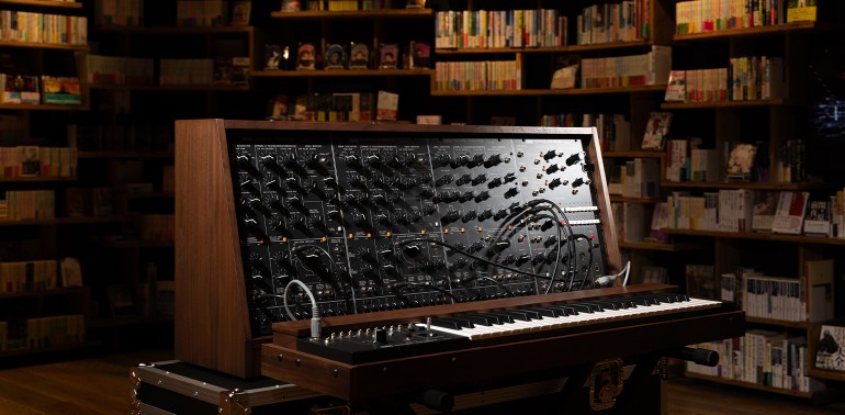 PS-3300 - POLYPHONIC SYNTHESIZER | KORG (Japan)