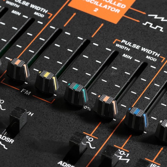 アコースティックサウンドモジュール Features | ARP ODYSSEY Module - DUOPHONIC SYNTHESIZER | KORG (Japan)