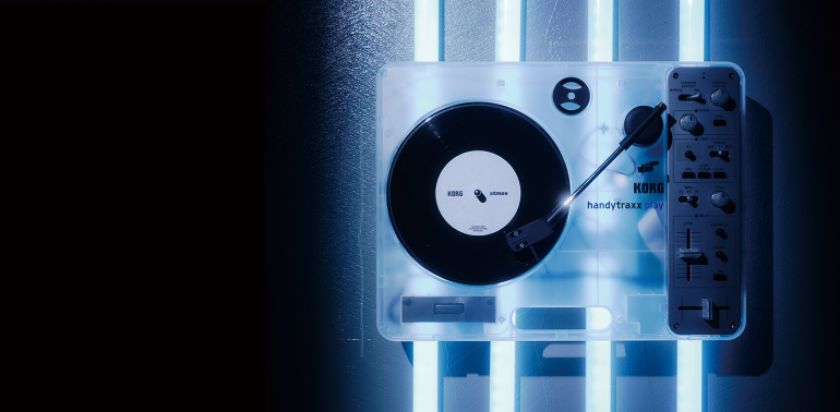 handytraxx play Clear White - PORTABLE RECORD PLAYER | KORG (Japan)