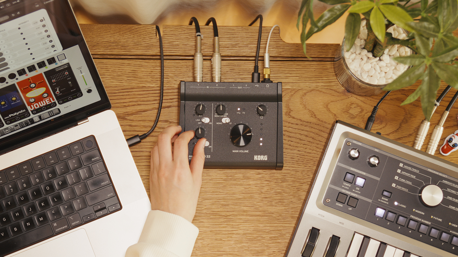 microAUDIO 22 / microAUDIO 722 - AUDIO INTERFACE / ANALOGUE FILTER microAUDIO 22 / microAUDIO 722 - AUDIO INTERFACE / ANALOGUE FILTER