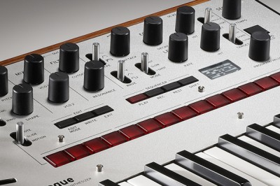 monologue - MONOPHONIC ANALOGUE SYNTHESIZER | KORG (Middle