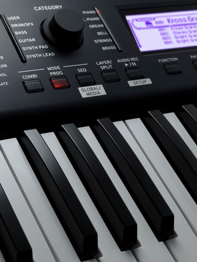 KROSS - SYNTHESIZER WORKSTATION | KORG (Middle East - EN)