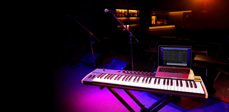Keystage - POLY AT MIDI KEYBOARD | KORG (The Netherlands)