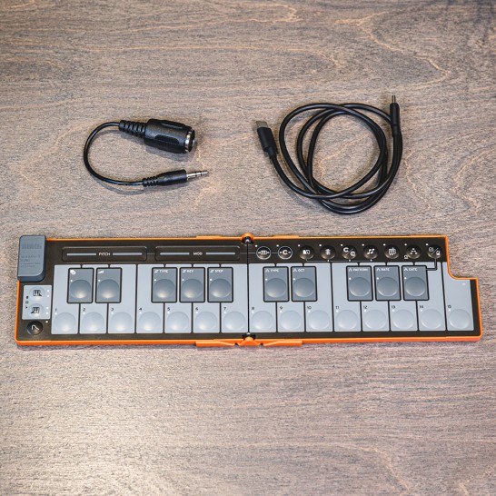 nanoKEY Fold - OPVOUWBAAR MIDI KEYBOARD | KORG (The Netherlands)