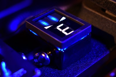 Pitchblack XS - CHROMATIC PEDAL TUNER | KORG (Singapore)