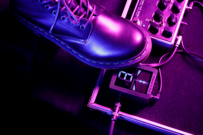 Pitchblack XS Bass - CHROMATIC PEDAL TUNER | KORG (U.K.)