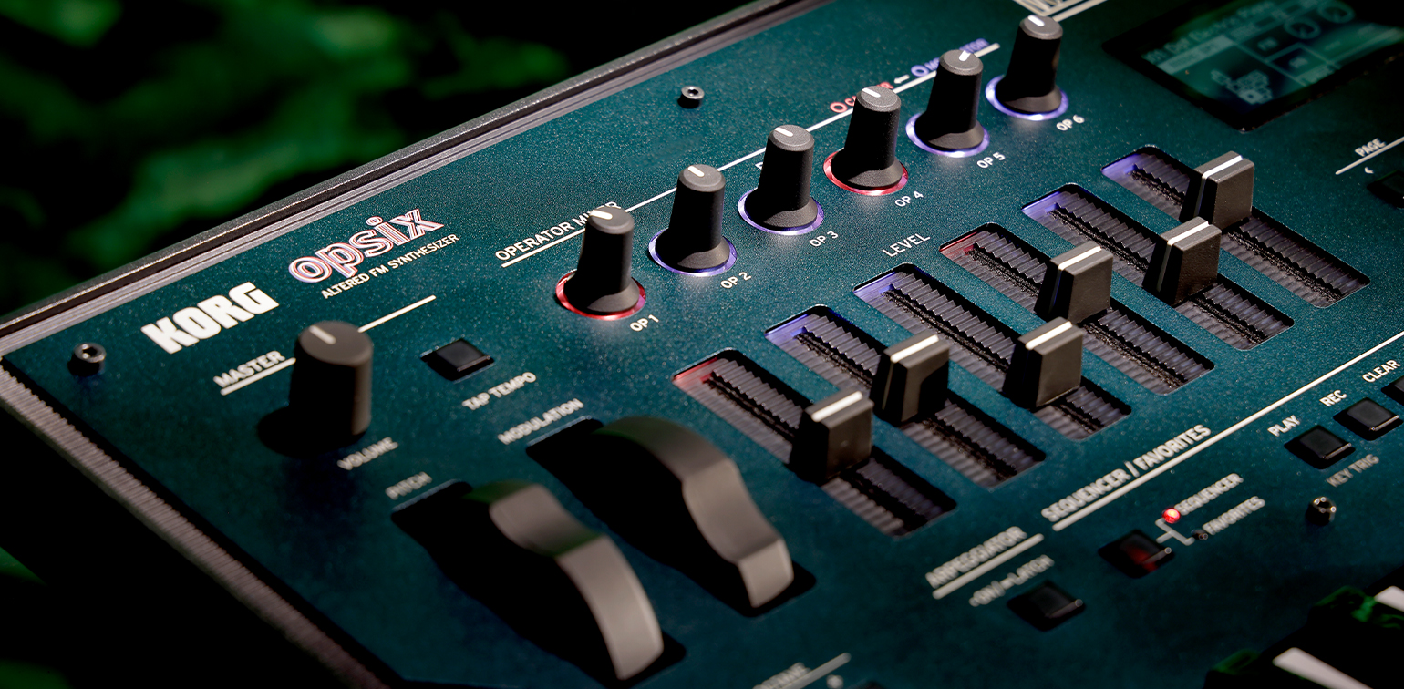 opsix - ALTERED FM SYNTHESIZER | KORG (U.K.)