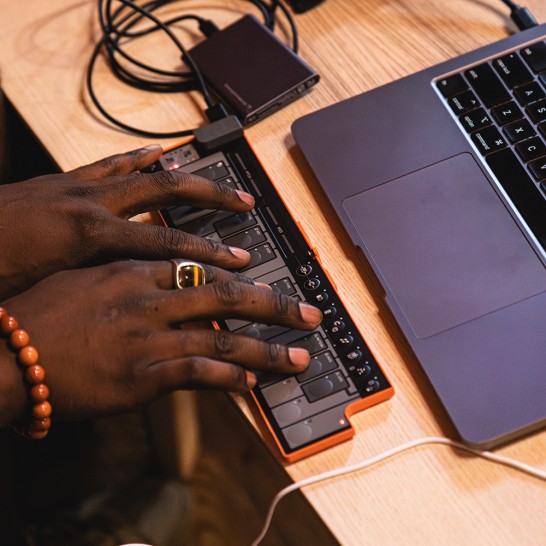 nanoKEY Fold - FOLDABLE MIDI KEYBOARD | KORG (U.K.)