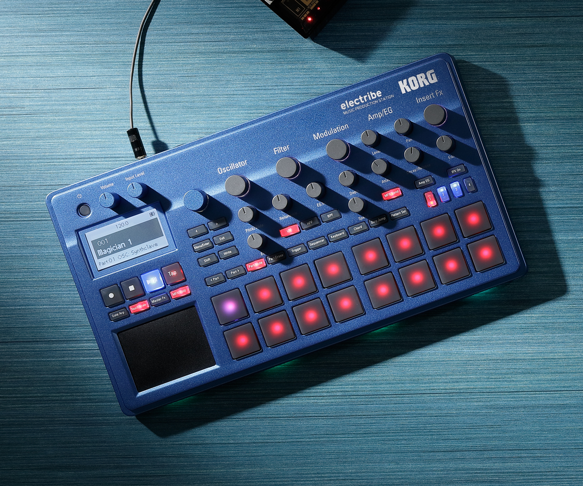 大特価KORG electribe MUSIC PRODUCTION STATION ブルー コルグ シーケンサー 箱説付 通電のみ確認【40 リズムマシン