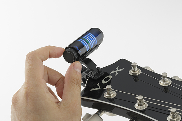 Korg Sledgehammer Pro Clip On Guitar & Bass Chromatic 3D Tuner 