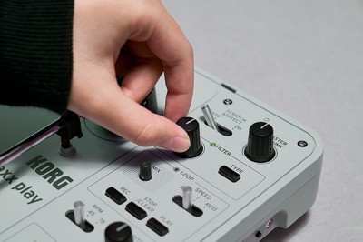 handytraxx play - PORTABLE RECORD PLAYER | KORG (South Africa)